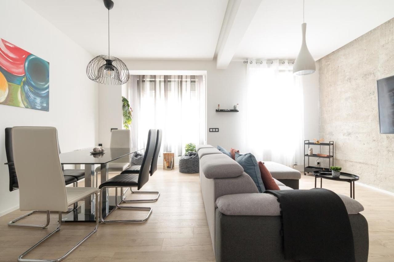 Moyua Luxe By Staynnapartments Bilbao Exterior photo