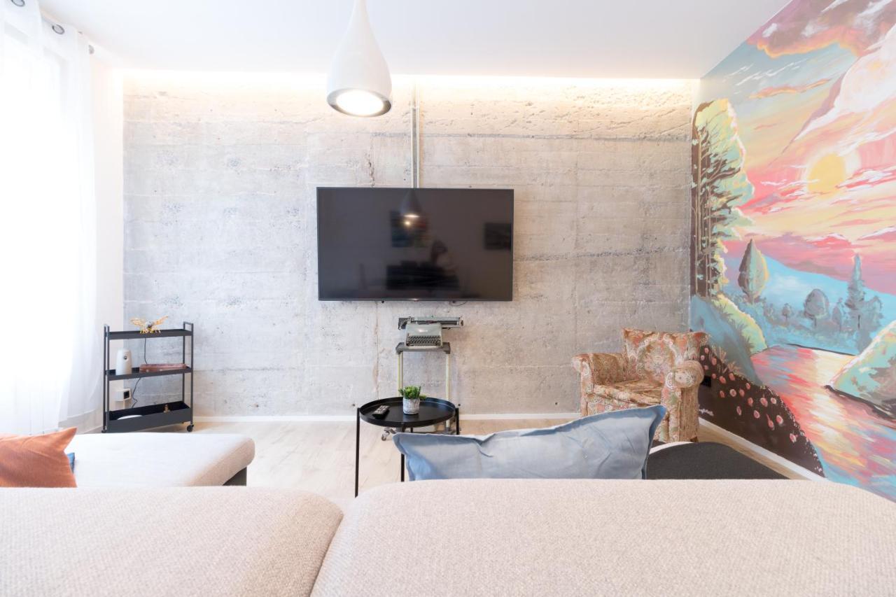 Moyua Luxe By Staynnapartments Bilbao Exterior photo